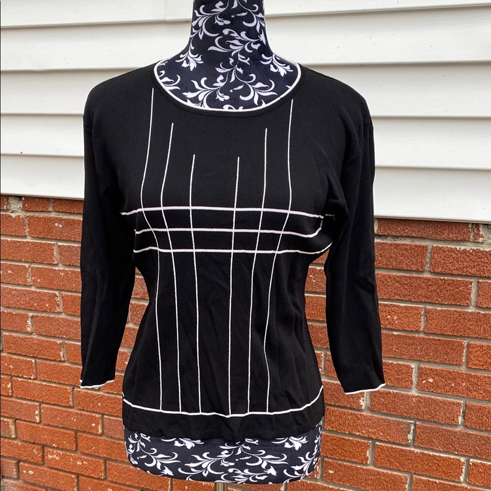 Finity Petite Geometric Stripe Flattering Curvy Fitted Cable Knit
